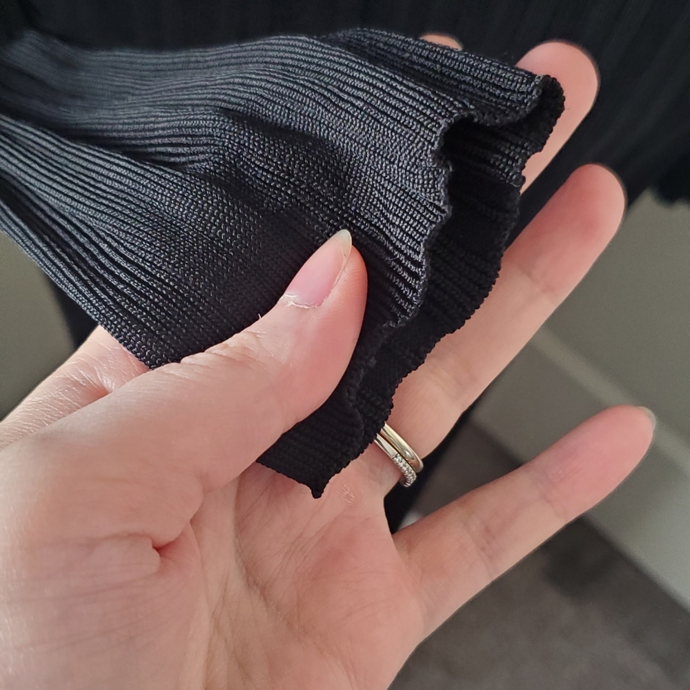 Like New Ribbed Dress - Picture 8 of 13